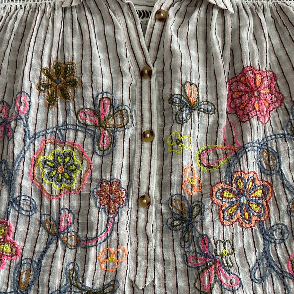 Pulcro White Striped Button-Down Top with Multicolor Floral Embroidery - Picture 3 of 8